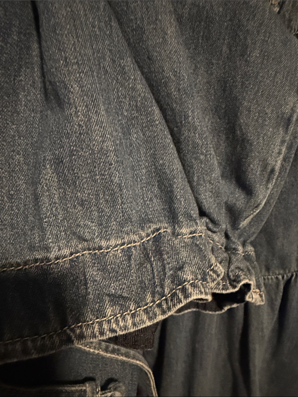 We The Free Lotus Balloon Jeans
NWT
We The Free/Free P
Color- Juno - Picture 7 of 8